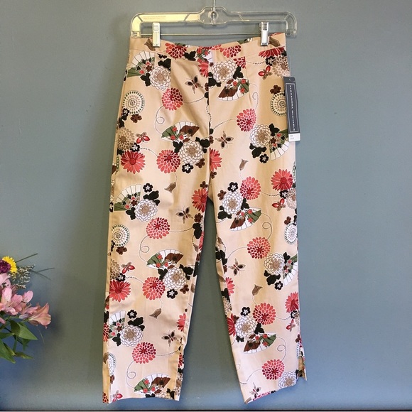 alexandra michaels Pants - ALEXANDRA Michaels Floral and Fan Print Pants: Size 6